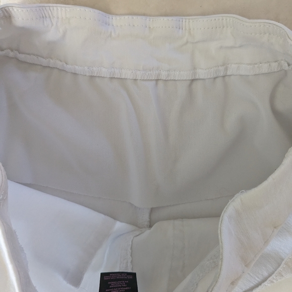 Slim-sations Crop Pants - Picture 5 of 5